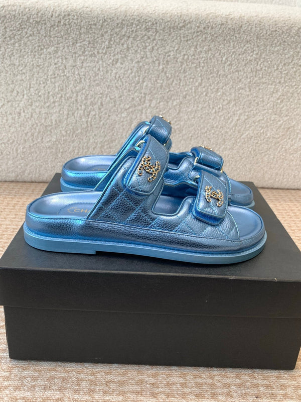 SANDALO DAD IN PELLE DI MONTONE BLU OTTANIO