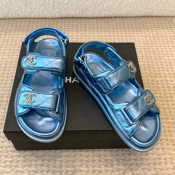 SANDALO DAD IN PELLE DI MONTONE BLU OTTANIO