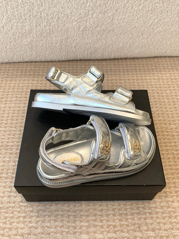 SANDALO DAD IN PELLE DI MONTONE ARGENTO