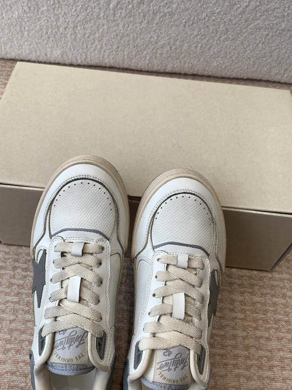 FORTY2 SNEAKERS WITH GREY STAR AND WHITE LEATHER HEEL TAB