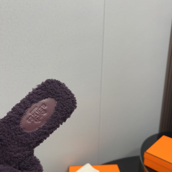 HM Oran Sandal Deep Purple Wool 952306