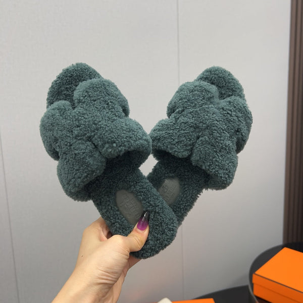 HM Oran Sandal Dark Grey Green Wool 952312