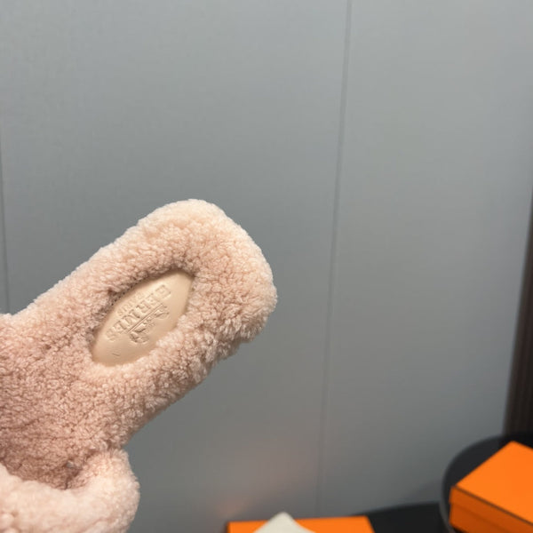 HM Oran Sandal Coral Pink Wool 952338