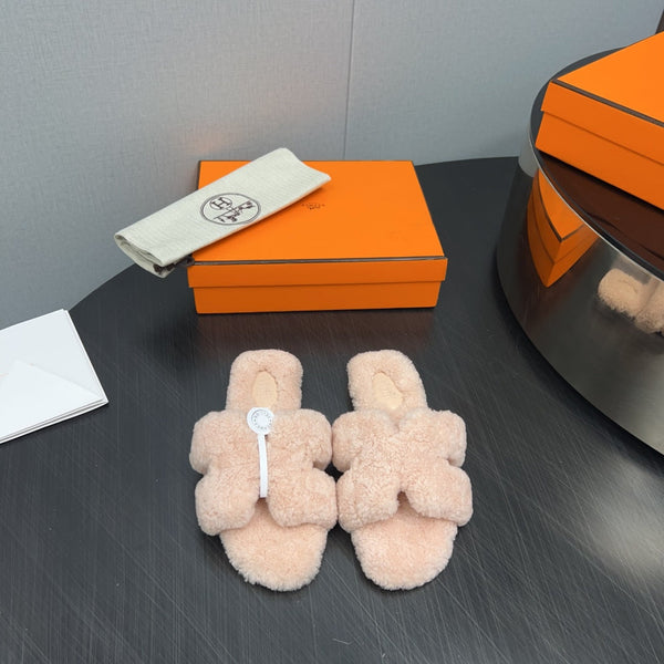 HM Oran Sandal Coral Pink Wool 952338