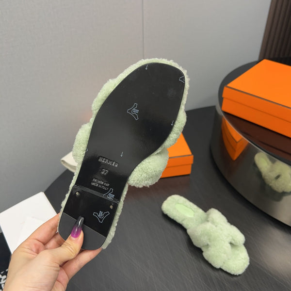 HM Oran Sandal Light Olive Wool 952320