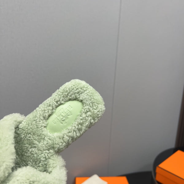 HM Oran Sandal Light Olive Wool 952320