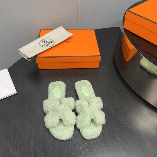 HM Oran Sandal Light Olive Wool 952320