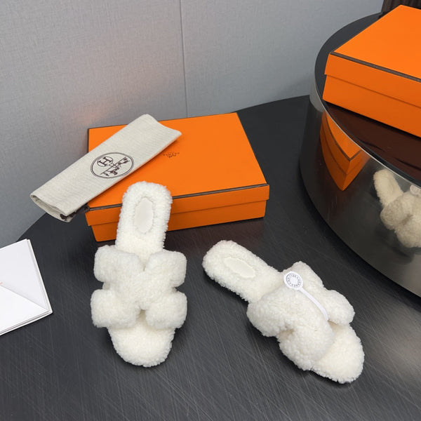 HM Oran Sandal White Wool 952326