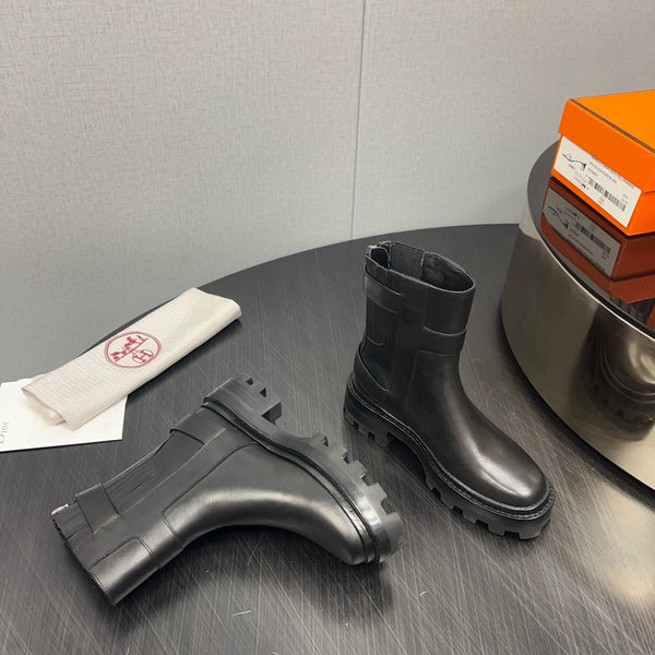 HM Jaimy Ankle Boot 30mm In Black Cowhide 952473