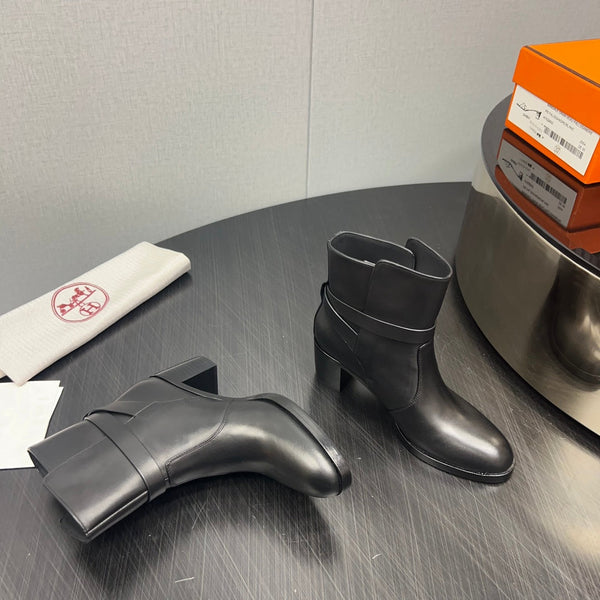 HM Frenchie 50 Ankle Boot Black Cowhide 952485