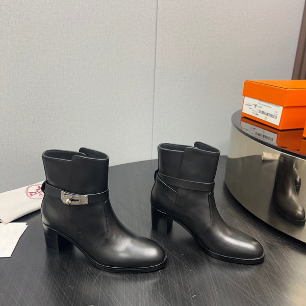 HM Frenchie 50 Ankle Boot Black Cowhide 952485