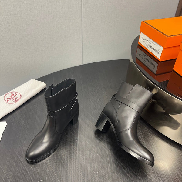 HM Frenchie 50 Ankle Boot Black Cowhide 952485