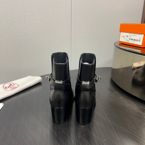 HM Frenchie 50 Ankle Boot Black Cowhide 952485