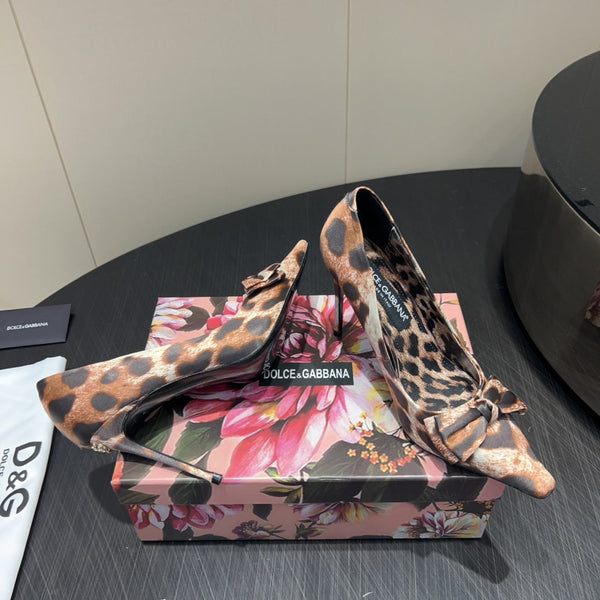Chaussures à talons hauts DC 25 Toe Bow 35 mm en soie imprimé léopard et peau de mouton 381611