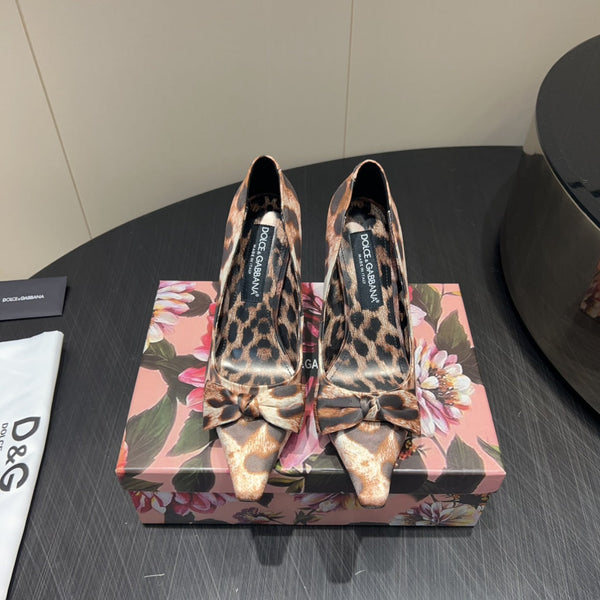 Chaussures à talons hauts DC 25 Toe Bow 35 mm en soie imprimé léopard et peau de mouton 381611