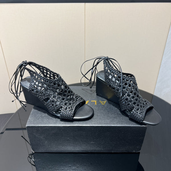 Alaia 25 Round-toe Braided Wedge Sandals 75mm Black Woven Leather 433565