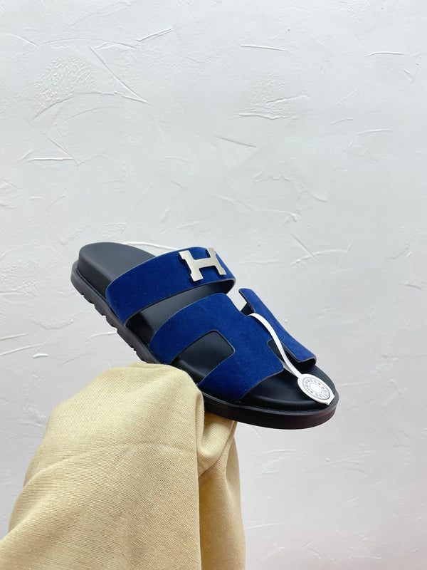 CHYPRE SANDAL AZURE SUEDE WITH H BUCKLE