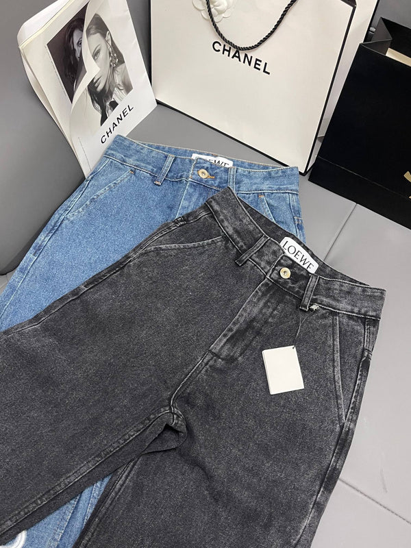 Loew White Anagram Dark Grey Jean