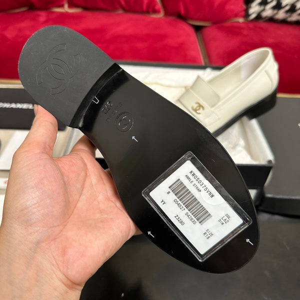 CC Moccasins White Calfskin