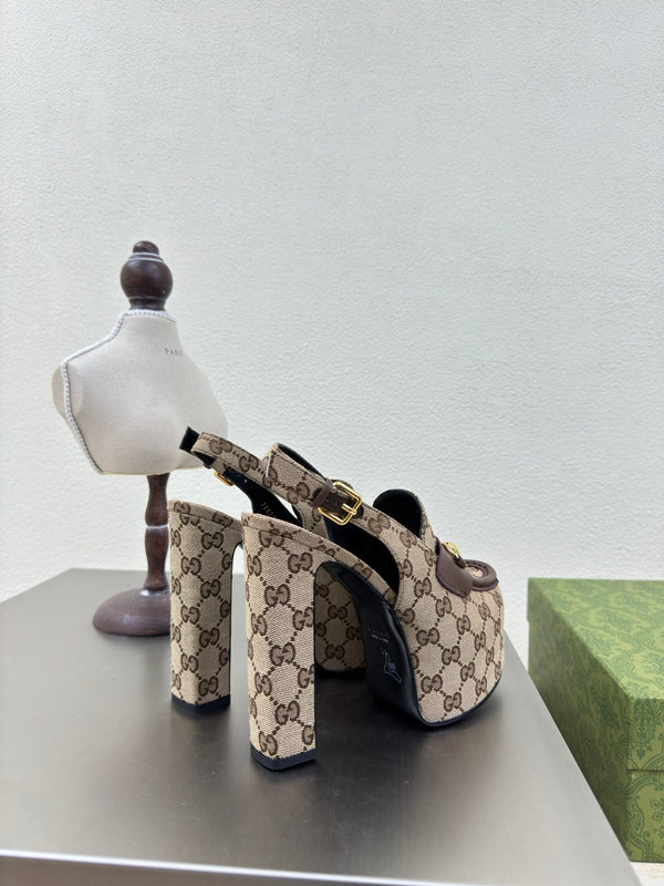 MOCASSINI CON PLATEAU E MORSETTO GG DA DONNA IN TELA BEIGE TAN