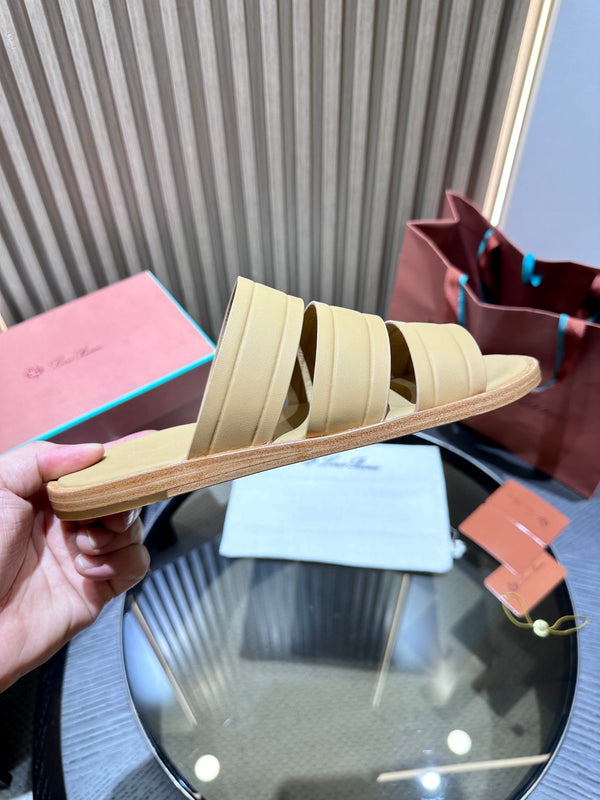 LP NAHA SANDAL BEIGE LAMBSKIN