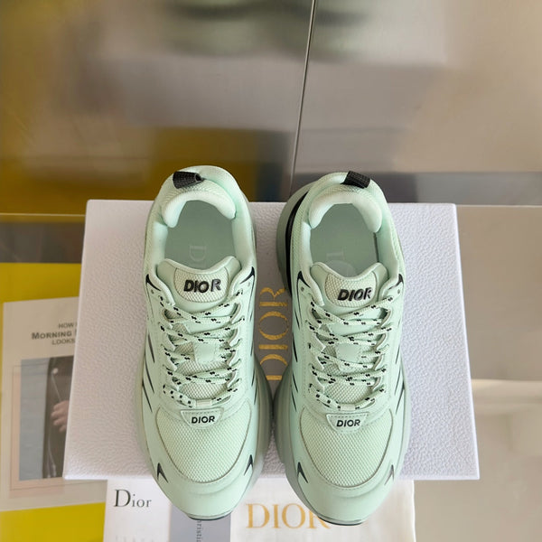 CD B32 SNEAKER MINT CALFSKIN