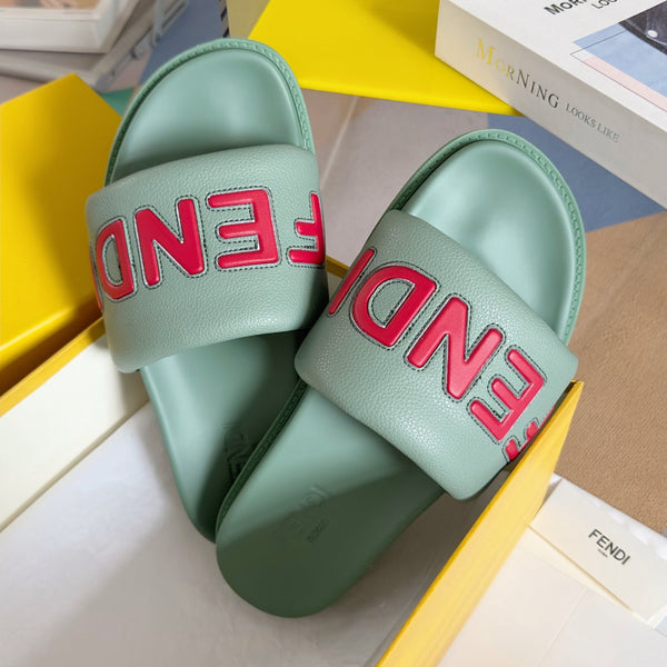 FENDI ROMA SLIDE IN SEAFOAM GREEN GRAINED CALFSKIN WITH RED LOGO