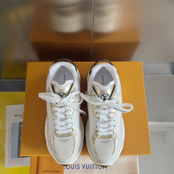 Sneaker LV Run 55 da 55 mm in tessuto a rete di poliestere bianco misto oro