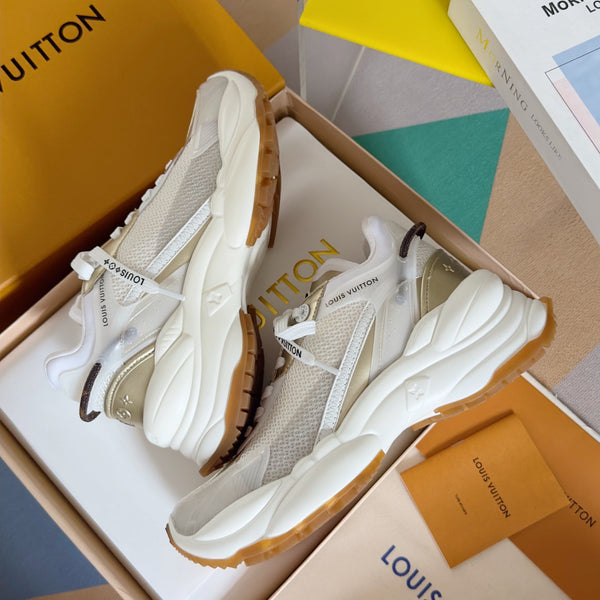 Sneaker LV Run 55 da 55 mm in tessuto a rete di poliestere bianco misto oro