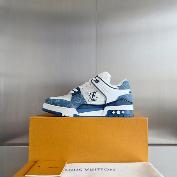 Sneaker LV Trainer 30mm Pelle di vacchetta bianca mista blu chiaro