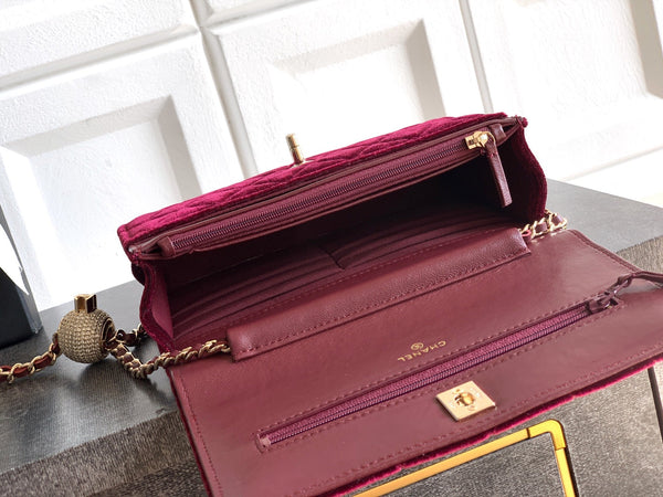 CC 26C Flap Bag 20 Burgundy Velvet