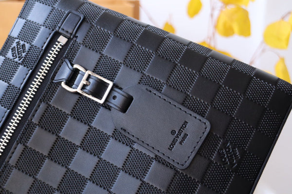 LV N40504 Takeoff Pouch Black Damier Infini Leather 179426