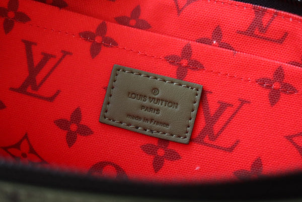 LV M82800 Pochette Voyage Souple Green Monogram Canvas 179417