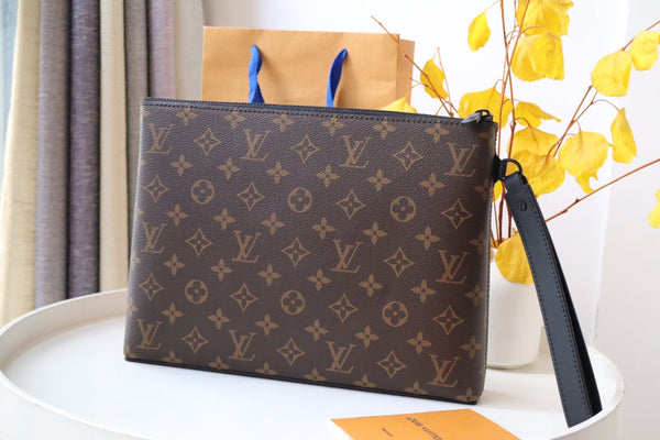 LV N40505 Takeoff Pouch Damier Infini Leather 179427