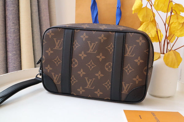 LV Pochette Kasai Clutches Monogram Canvas & Cowhile 175198