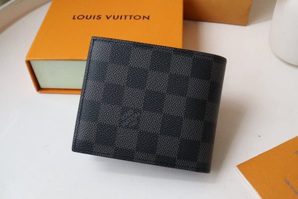 LV N60053 AMERIGO WALLET Damier Graphite Canvas 224130