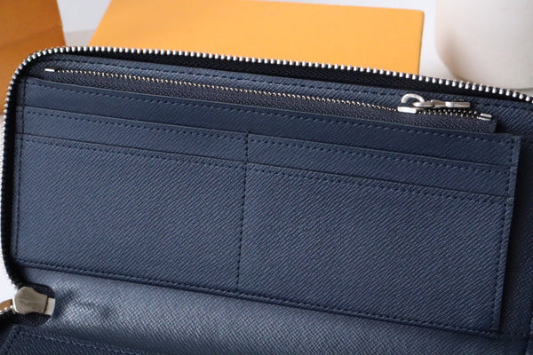 LV Zippy Wallet Vertical Blue Damier Heritage Canvas 217110