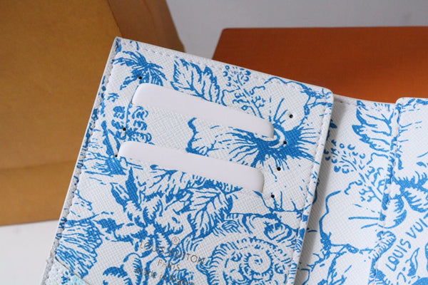 Porta passaporto LV By the Pool, motivo piastrelle blu monocolore, tela stampata 204707