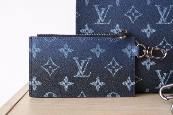LV M11544 Gaston Wearable Wallet Navy Blue Monogram Canvas 224248