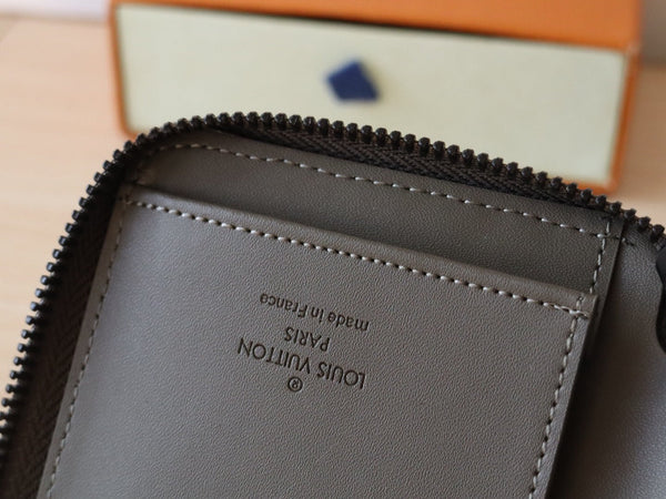 LV M12504 Zipper Wallet Anthracite Grey Monogram Cowhide 224285
