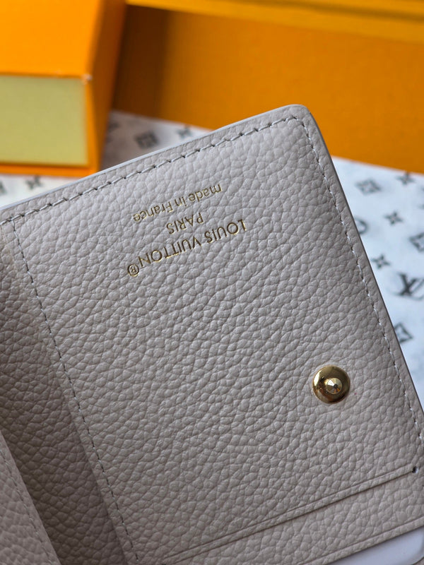 LV M25595 Cléa Wallet Dream Beige Embossed Grained Cowhide - Light GHW