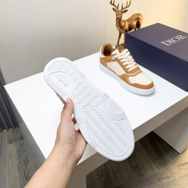 CD 25 B57 Sneaker Brown White Cowhide 750639