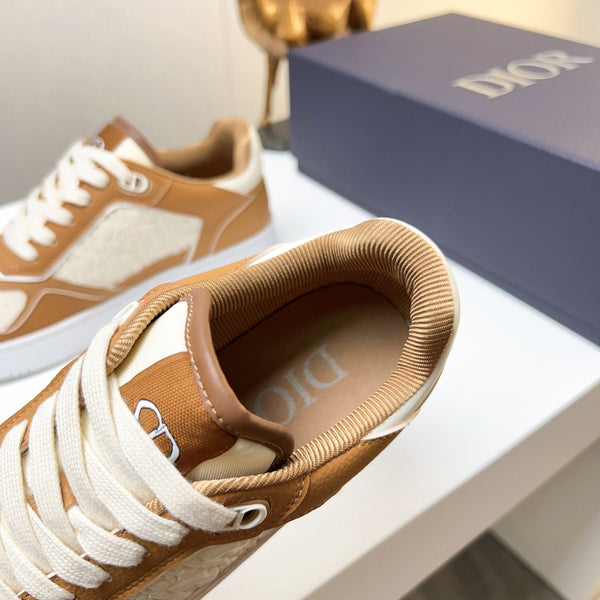 CD 25 B57 Sneaker Brown White Cowhide 750639