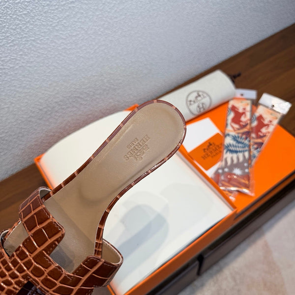 HM Oasis Sandals 4.5cm Brown Embossed Calfskin 707111