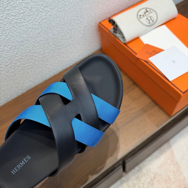 HM 26S Kazimir Sandal In Black Calfskin And Blue Fabric