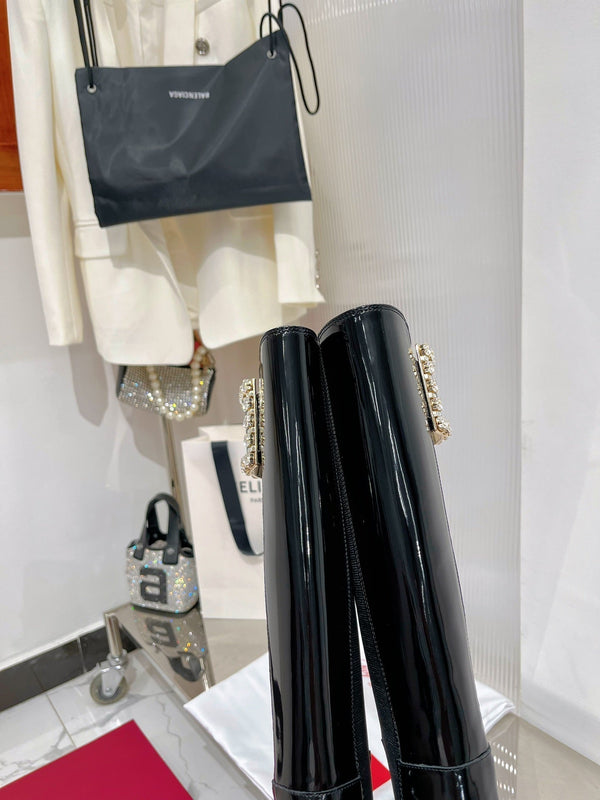 Stivali alti Viv Diamond in pelle di vacchetta nera verniciata 365205