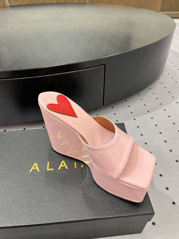 Alaila High Sandal 115mm In Pink Glossy Lambskin 954876