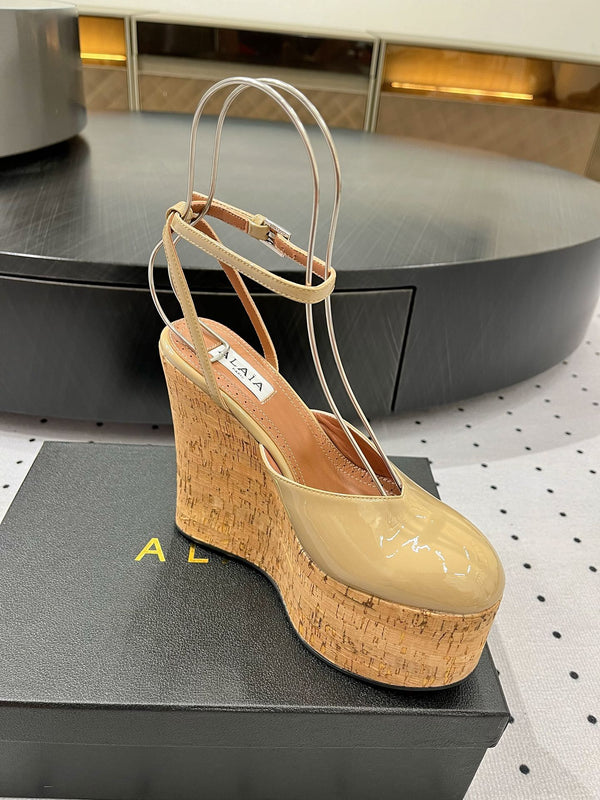 Alaila Wedge Sandals 115mm In Beige Glossy Lambskin 954881