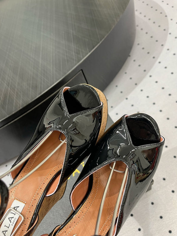 Alaila Wedge Sandals 135mm In Black Glossy Lambskin 954897