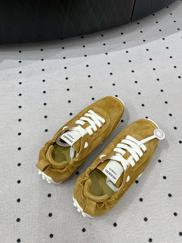 HM Sneaker 10mm In Light Yellow Brown Suede 954742